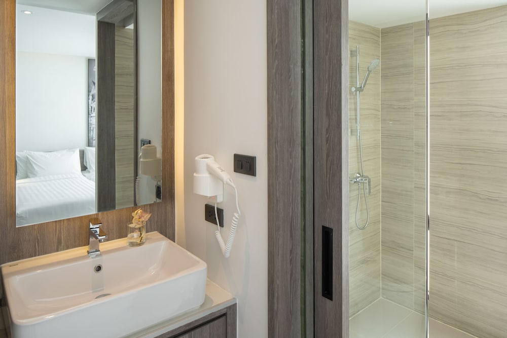 Фото Amarin Hotel Rama 8