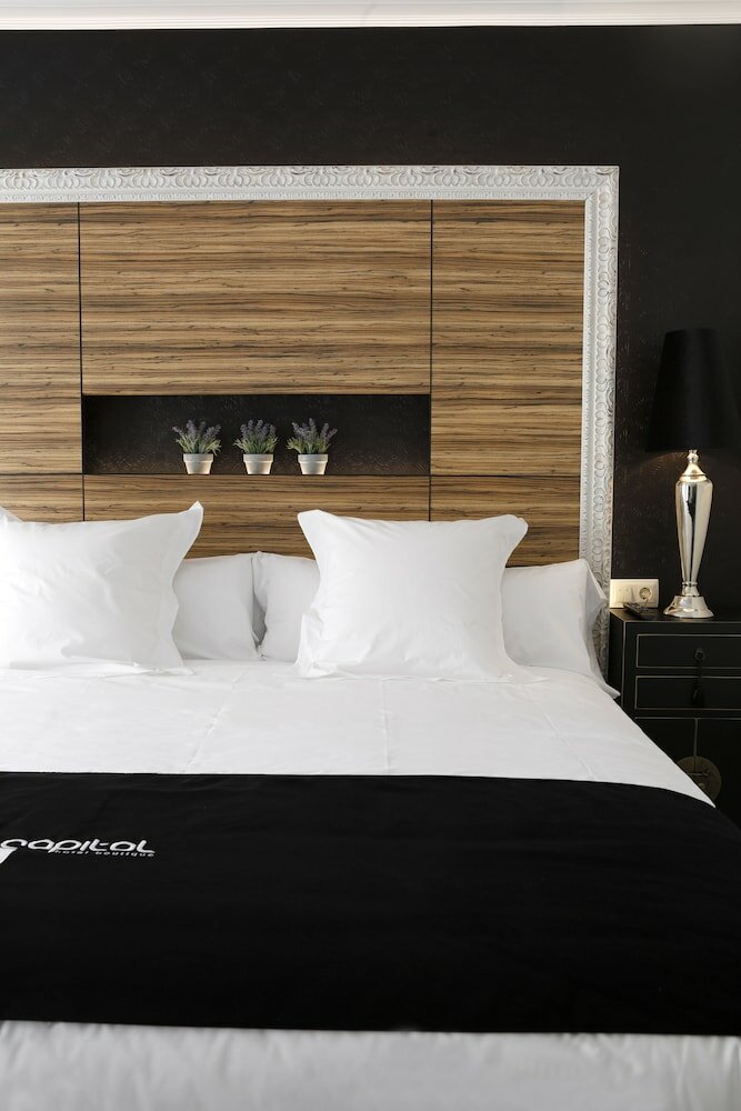 Фото Capitol Boutique Hotel