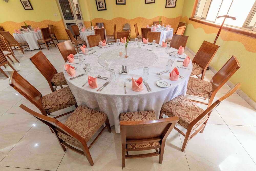 Фото Mbale Resort Hotel