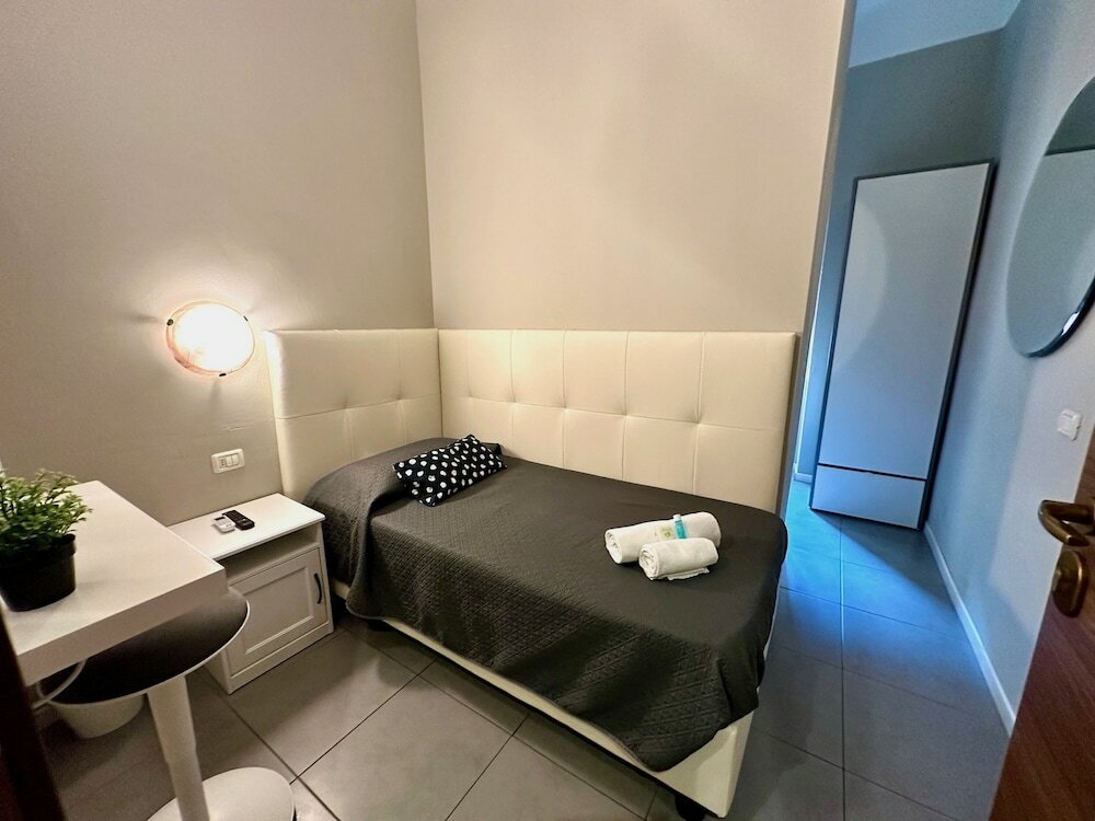 Фото Hotel Golden Milano