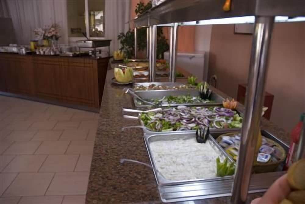 Фото Meliton Hotel