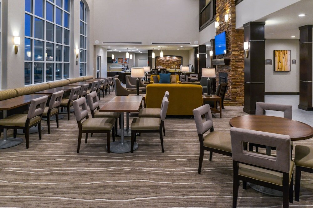 Фото Staybridge Suites Pecos, an Ihg Hotel