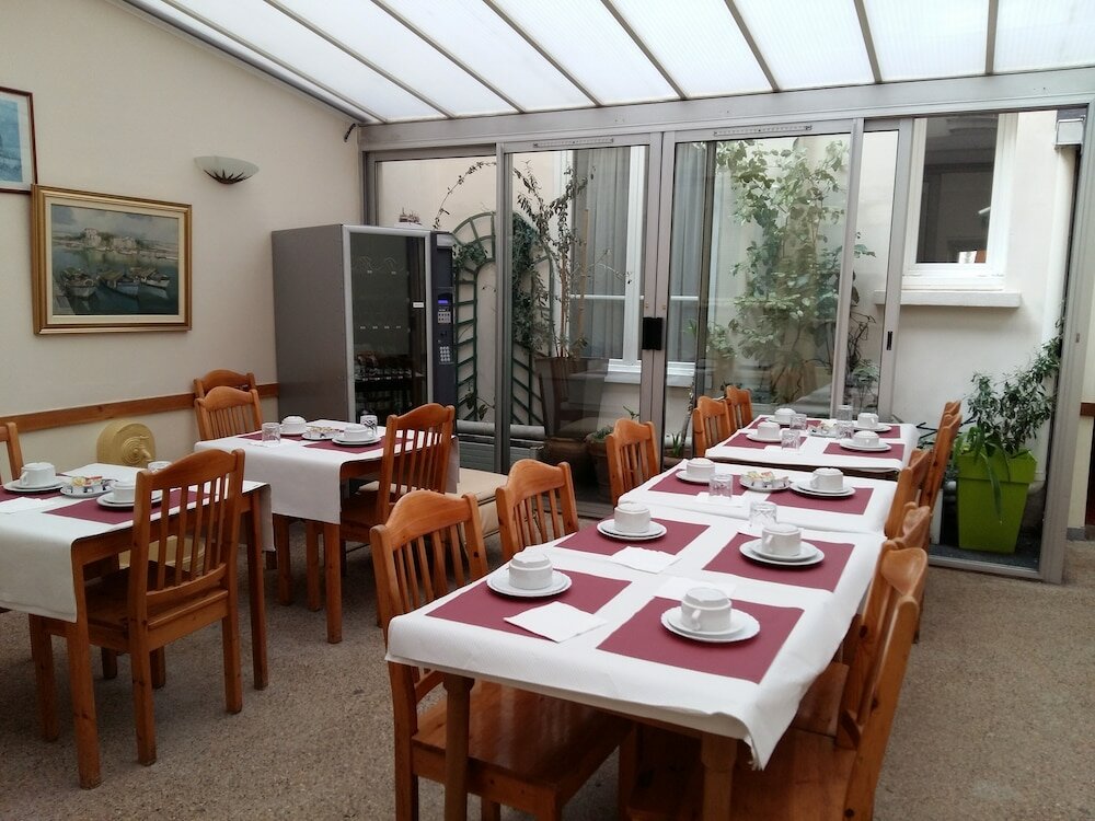 Фото Hotel Roi Rene