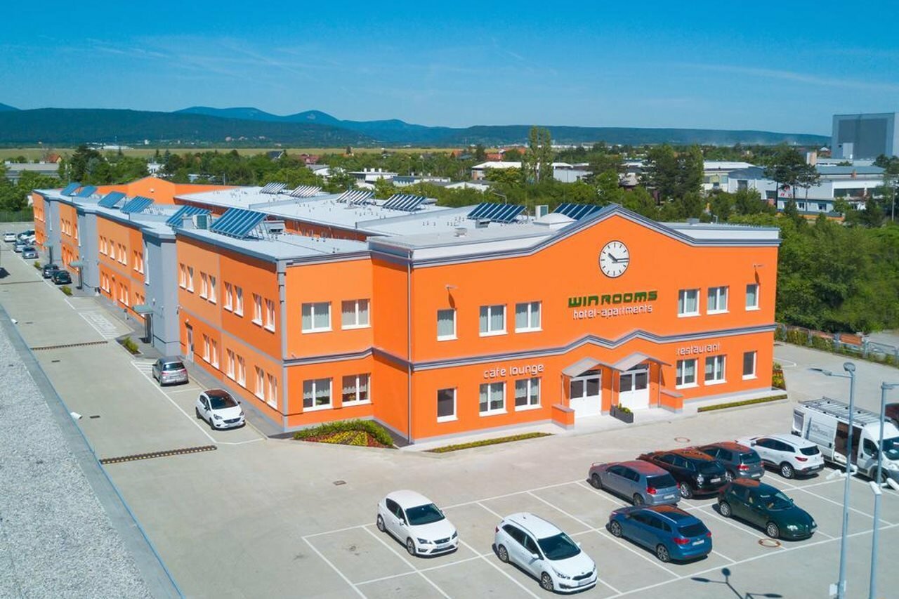 Фото WinRooms Hotel & Apartments