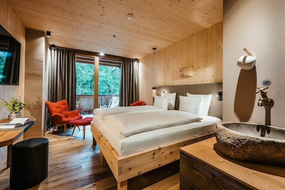 Фото Werdenfelserei