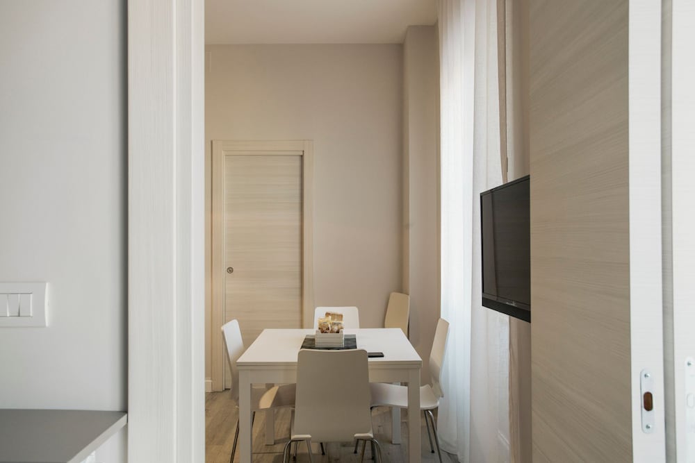 Фото Livingstone