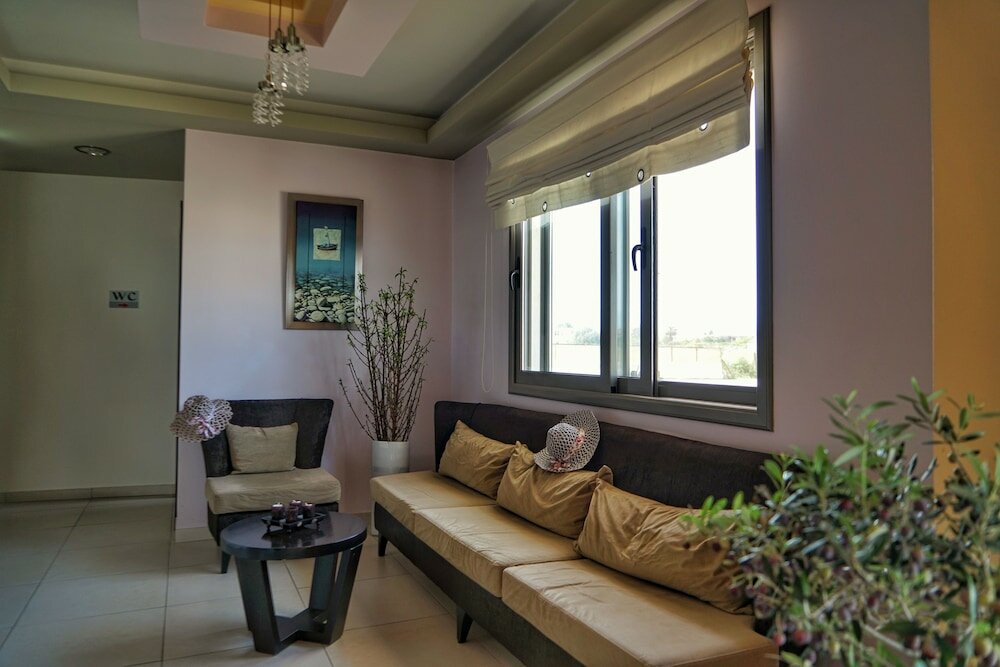 Фото Kokoni Beach Hotel