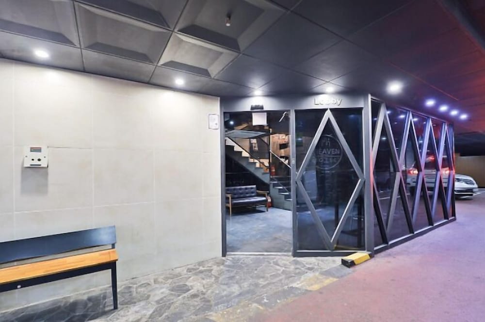 Фото 2 Heaven Hotel