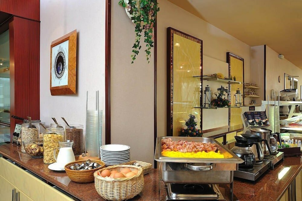 Фото Hotel Ausonia