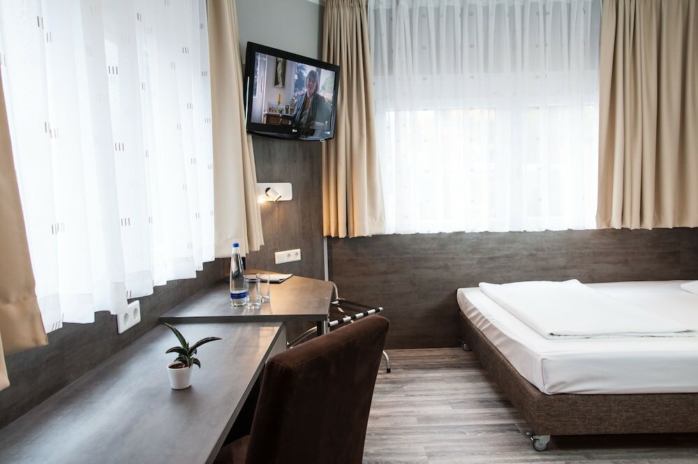 Фото Amalienburg Boutique & Boarding Hotel