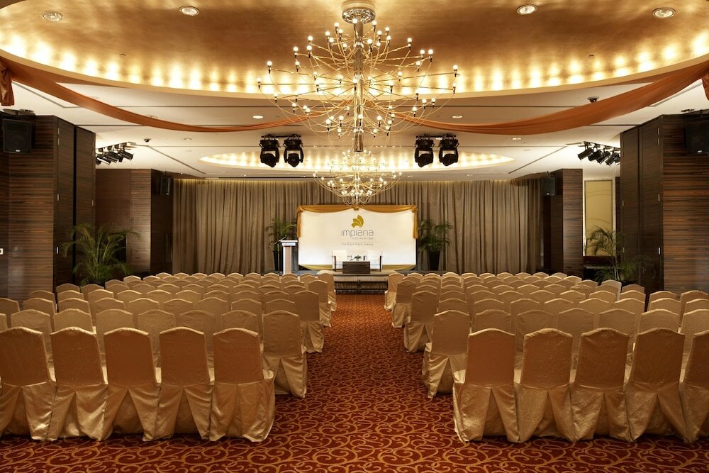 Фото Impiana Klcc Hotel