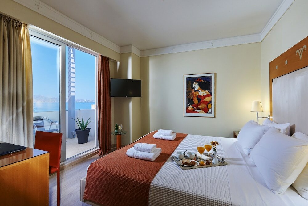 Фото Atrion Hotel