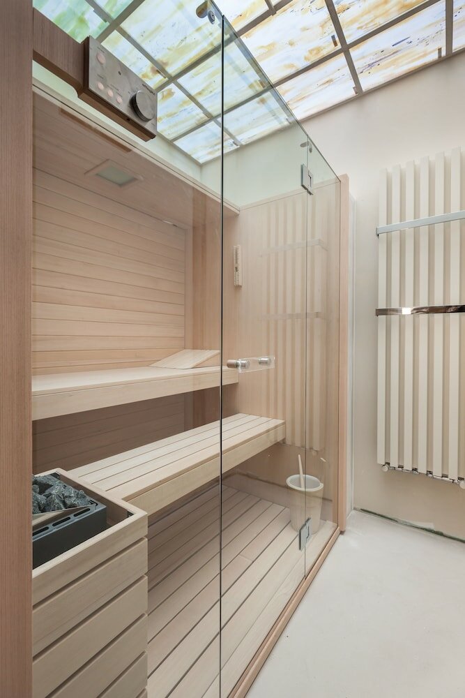 Фото Liassidi Wellness Suites