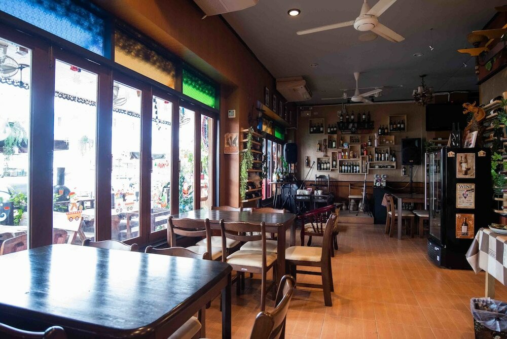 Фото Ban Aothong Hotel