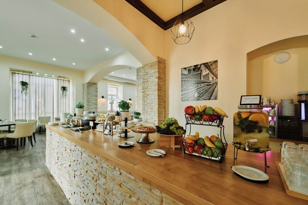 Фото Westbahn Hotel