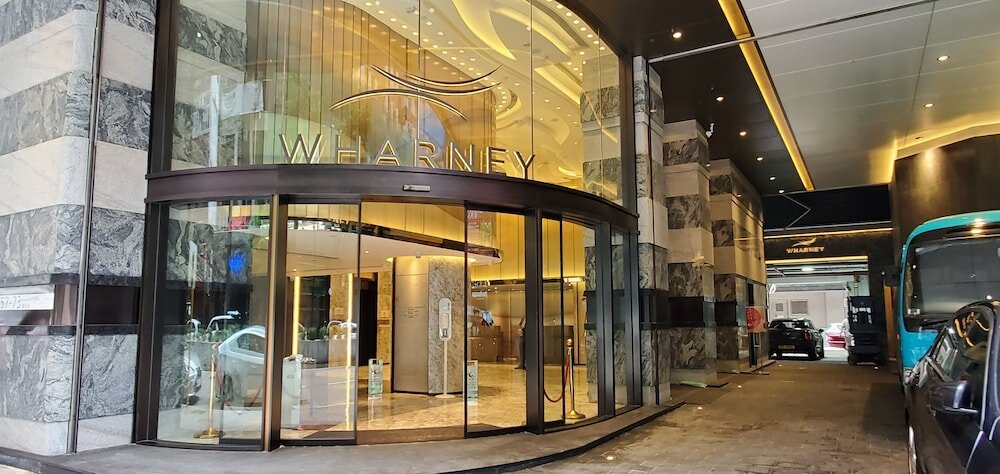 Фото Wharney Hotel