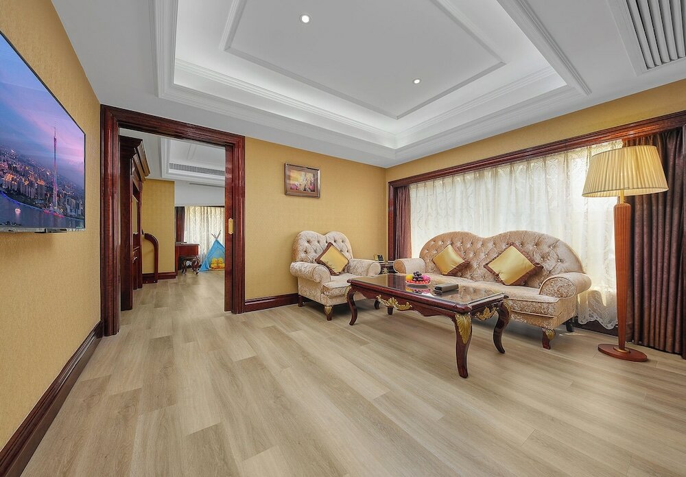 Фото Yueda Financial City International