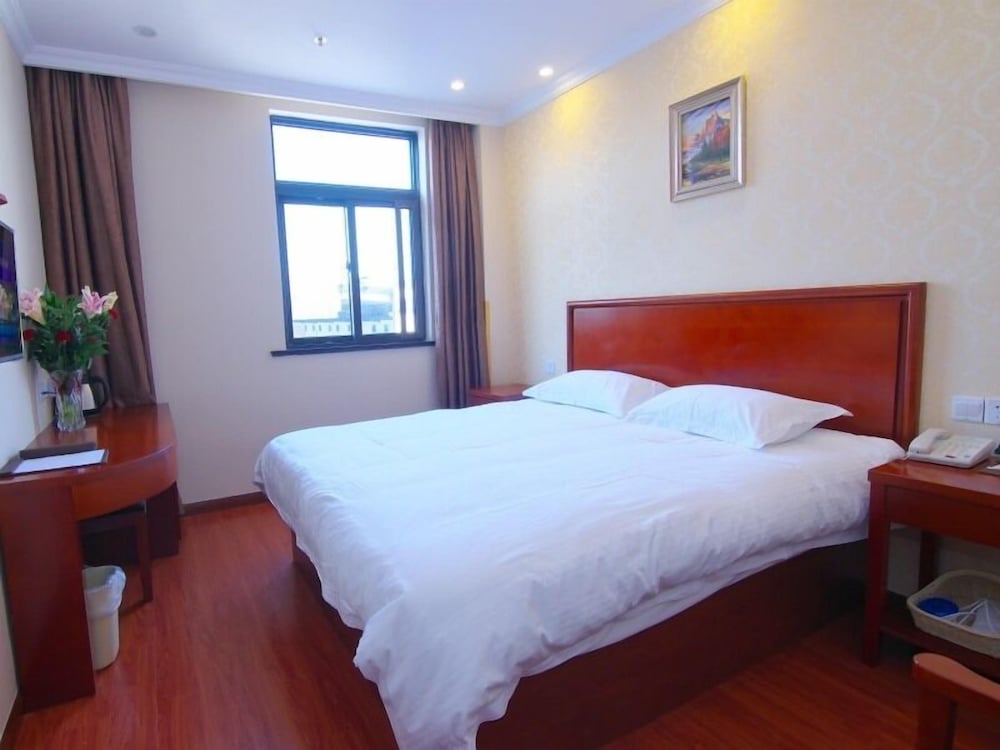Фото GreenTree Inn ChangZhou East DongFang Road HengNai Logistics Park Express Hotel