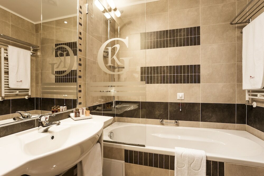 Фото Grami Hotel Sofia