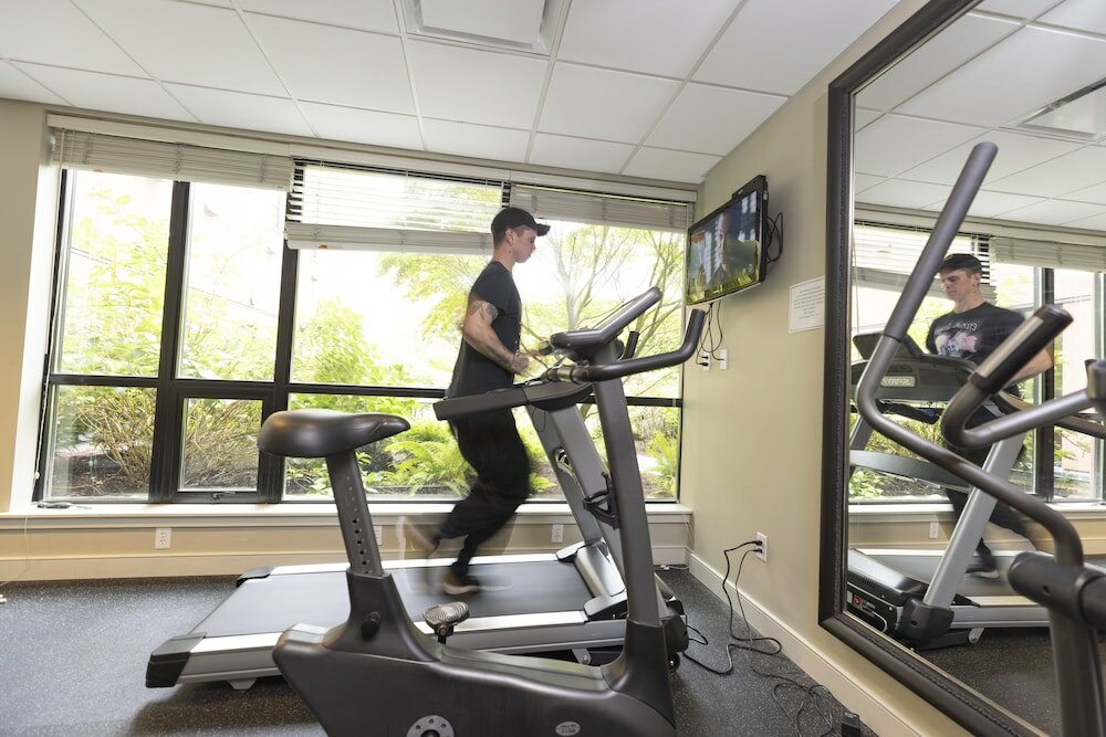 Фото The Oswego Hotel