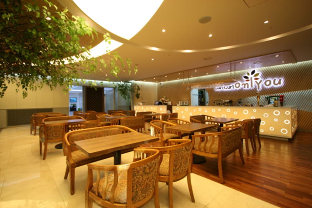 Фото Dong Seoul Hotel