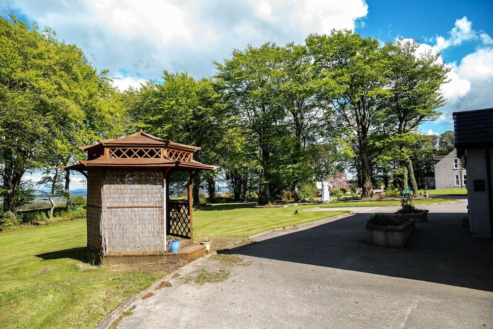 Фото Groarty House & Manor B&b