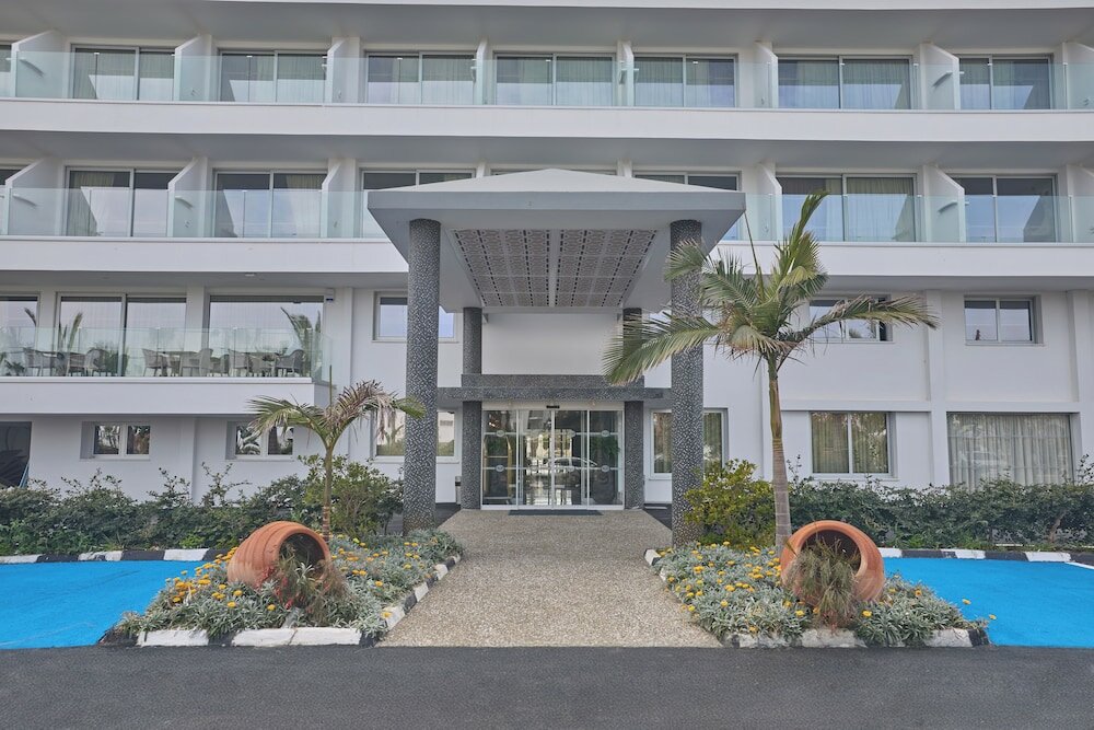 Фото Bohemian Gardens Hotel