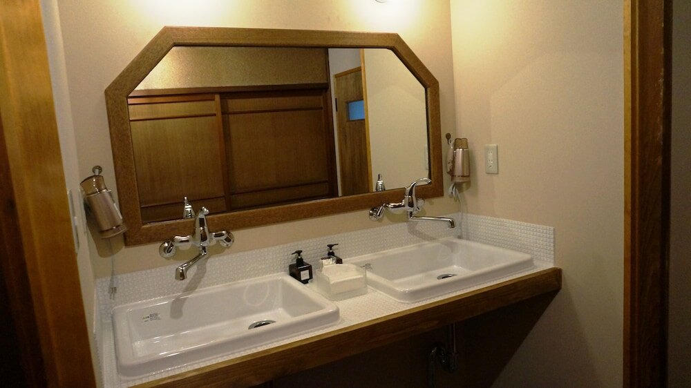 Фото Guesthouse Kinosaki Wakayo - Hostel, Caters to Women