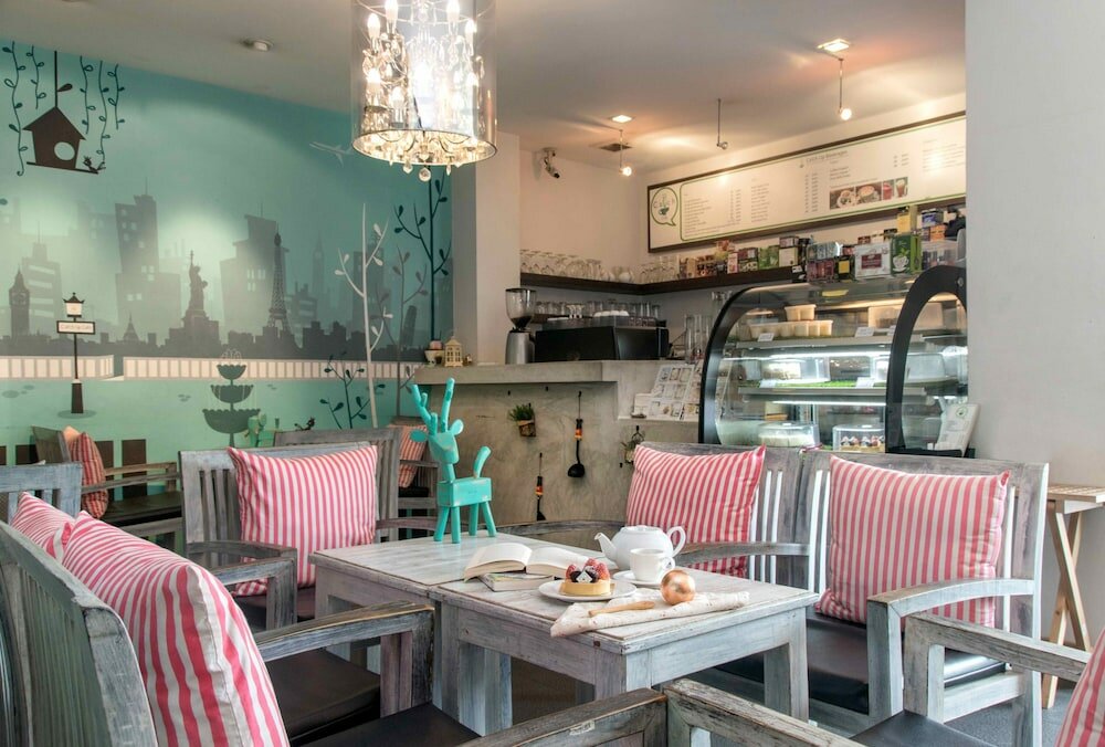 Фото The Phoenix Hotel Bangkok