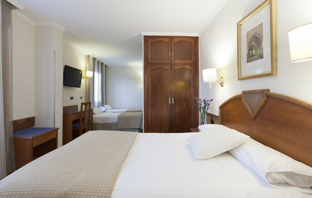 Фото Hotel Alixares