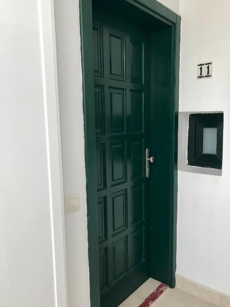 Фото Apartamentos Erika - Adults Only