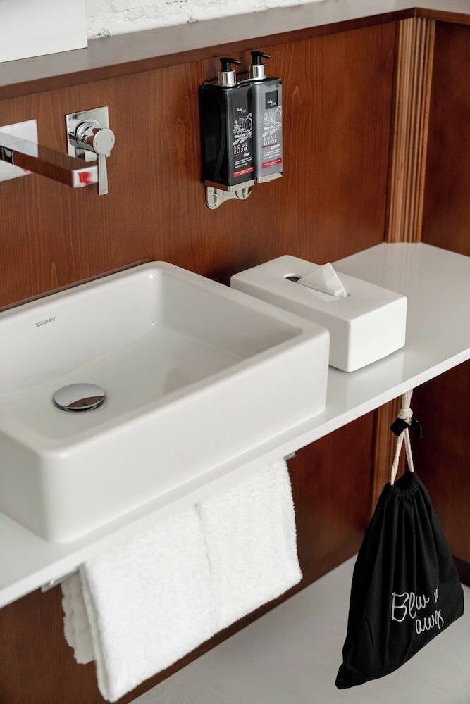 Фото Ruby Mimi Zurich