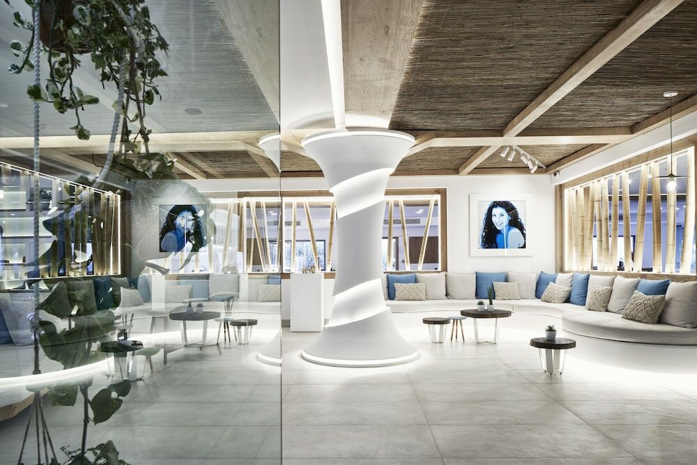 Фото Nikki Beach Resort & SPA Santorini