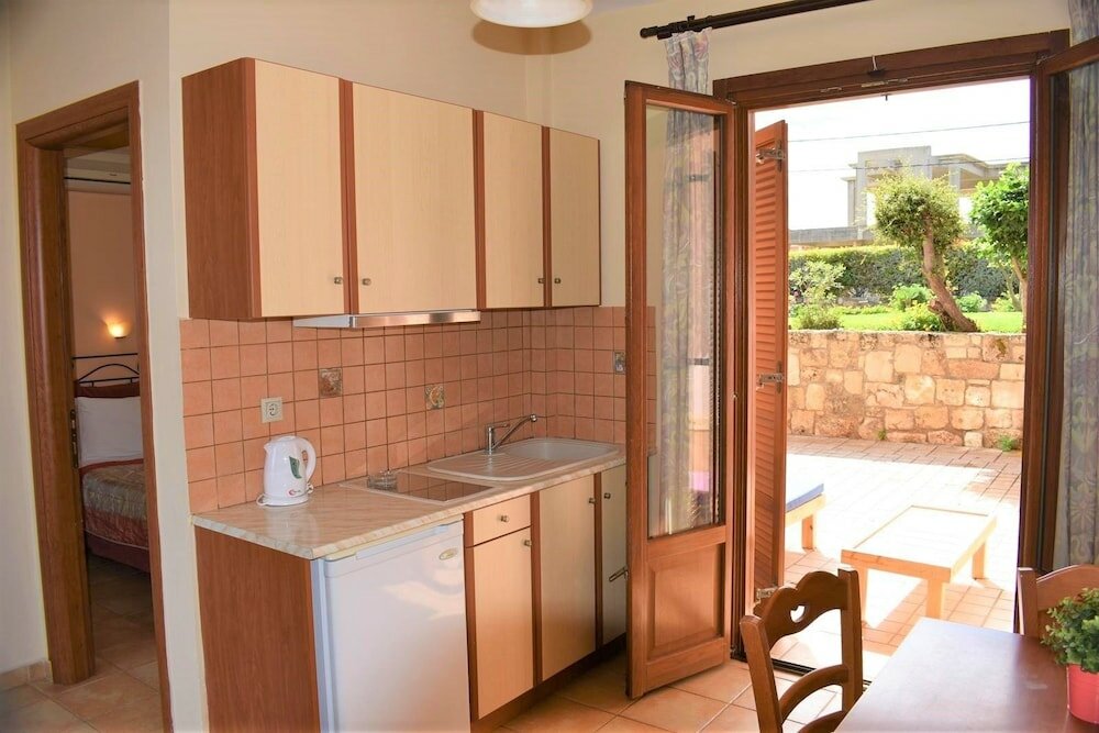 Фото Melidron Hotel