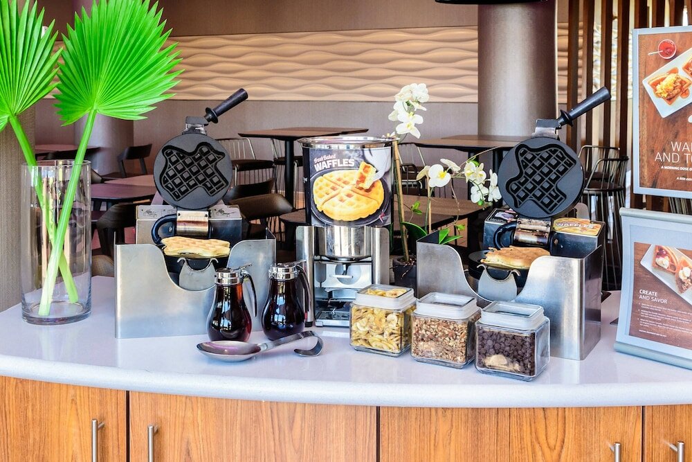 Фото SpringHill Suites Houston NASA/Seabrook