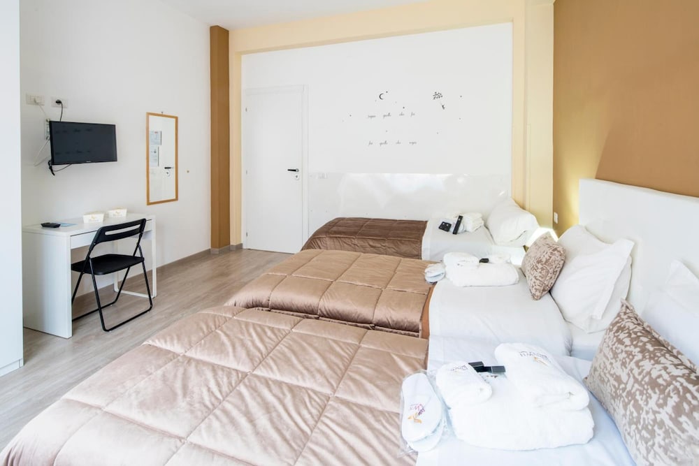 Фото Guest House Mr Brown