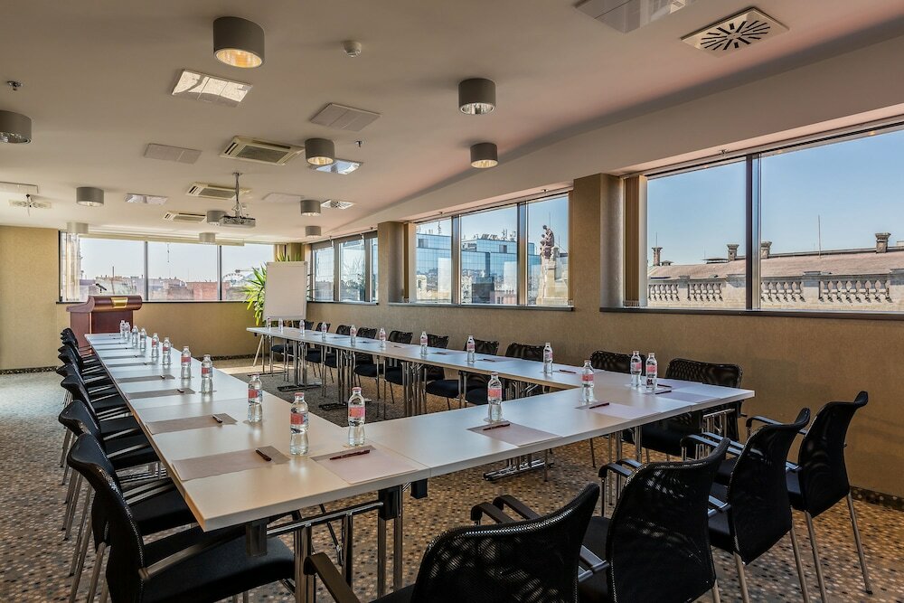 Фото Hotel President