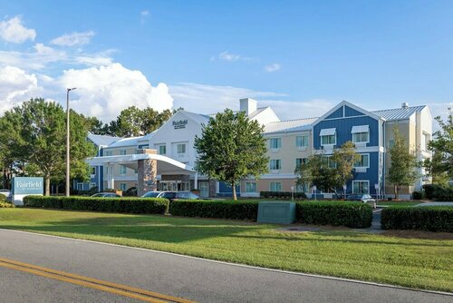 Внешний вид отеля Fairfield Inn by Marriott Savannah Airport в Саванне, фото 3