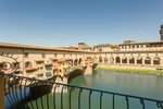 Ponte Vecchio Balcony (Florence, Via dei Bardi, 54), short-term housing rental