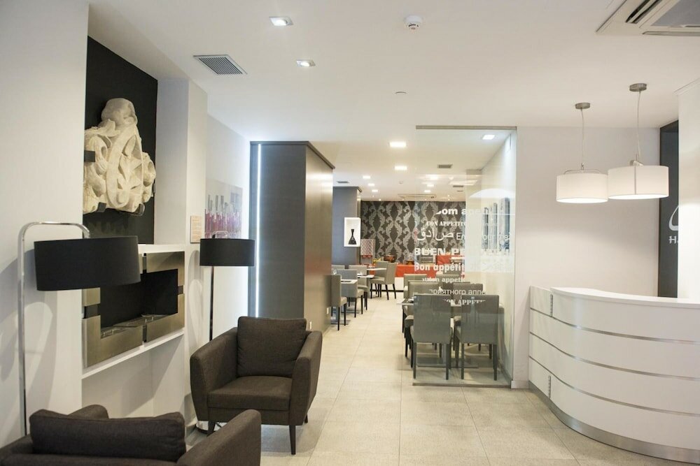 Фото Hotel El Mudayyan