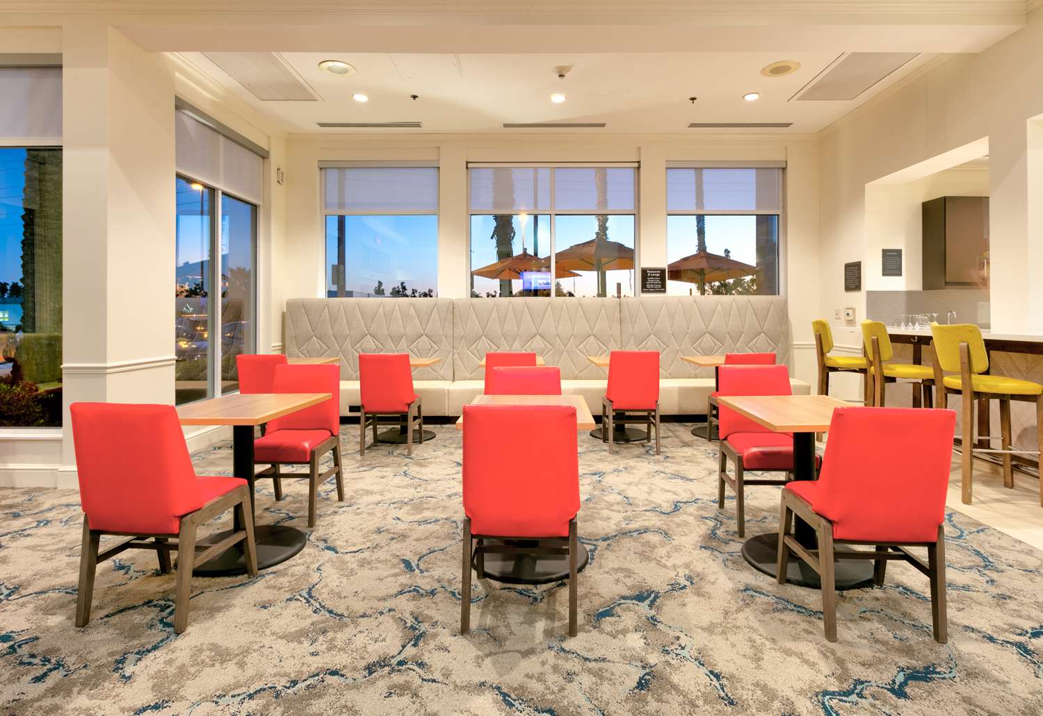 Фото Hilton Garden Inn Irvine East/Lake Forest