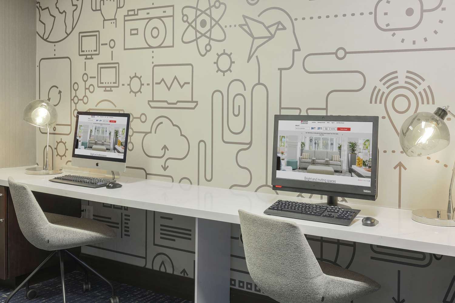 Фото Hilton Garden Inn Melville