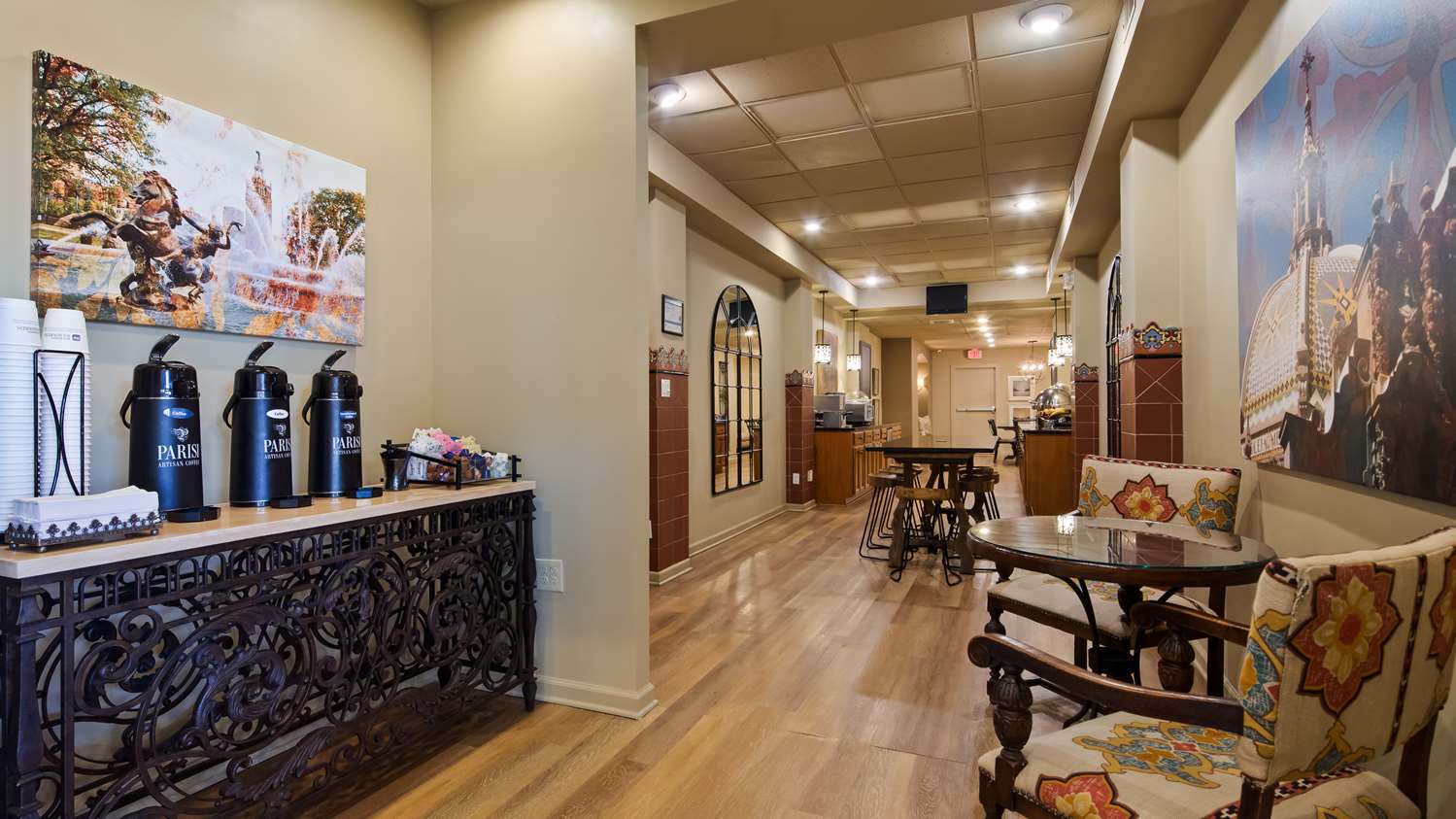 Фото Seville Plaza Hotel, Trademark Collection by Wyndham