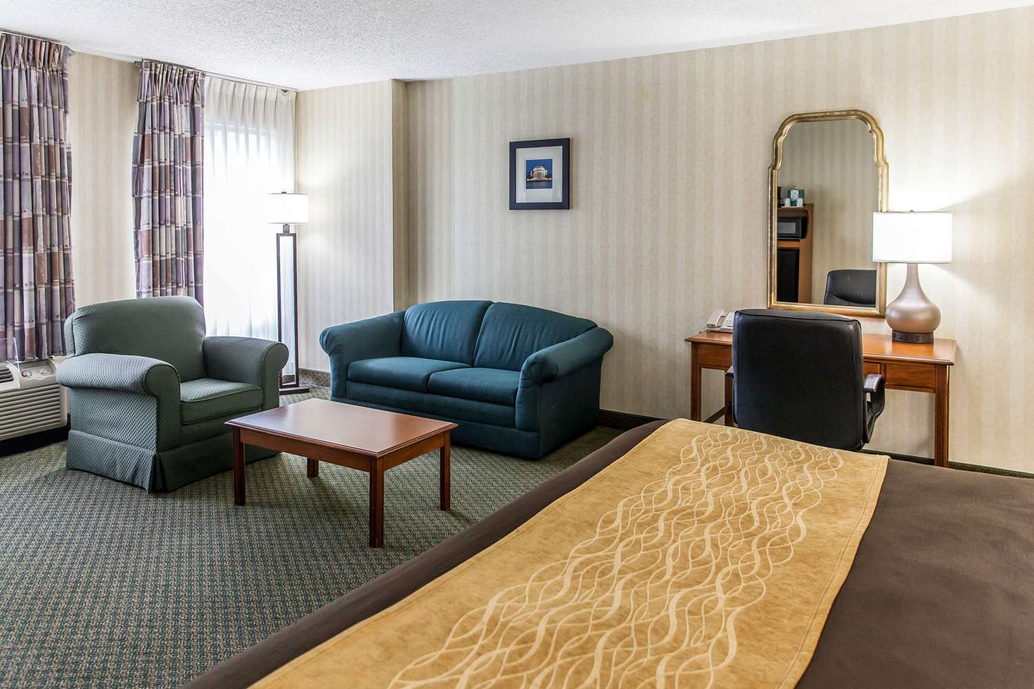Фото Comfort Inn Pentagon City