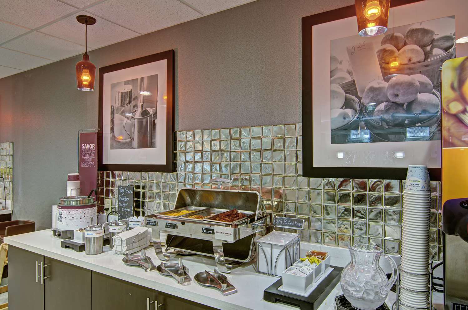 Фото Hampton Inn Salem, Va