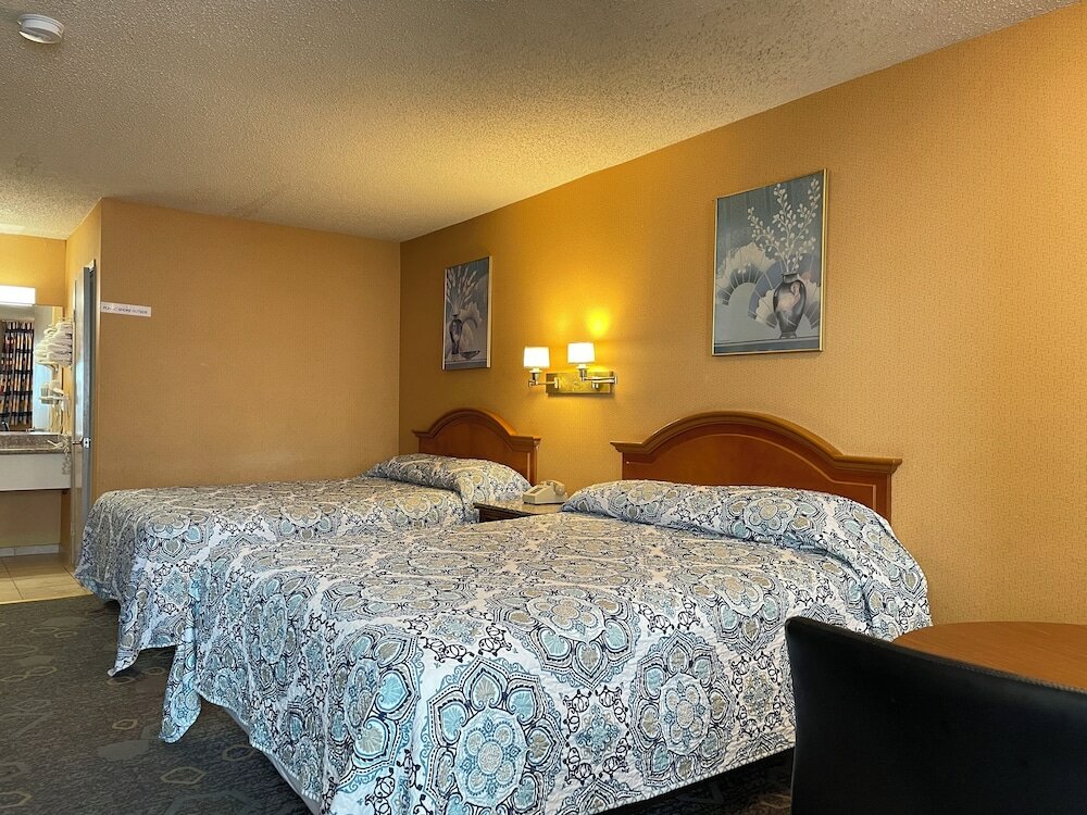 Фото Hollywood La Brea Inn