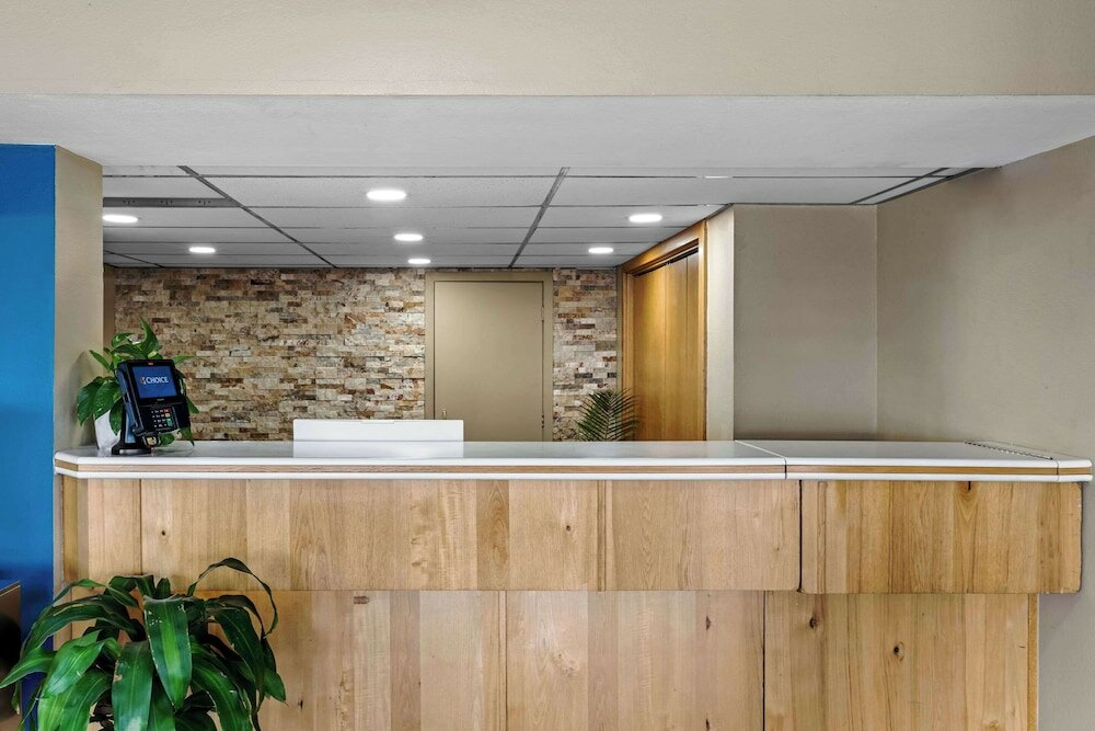 Фото Rodeway Inn Billings Logan Intl Airport, Near St. Vincent Hospital