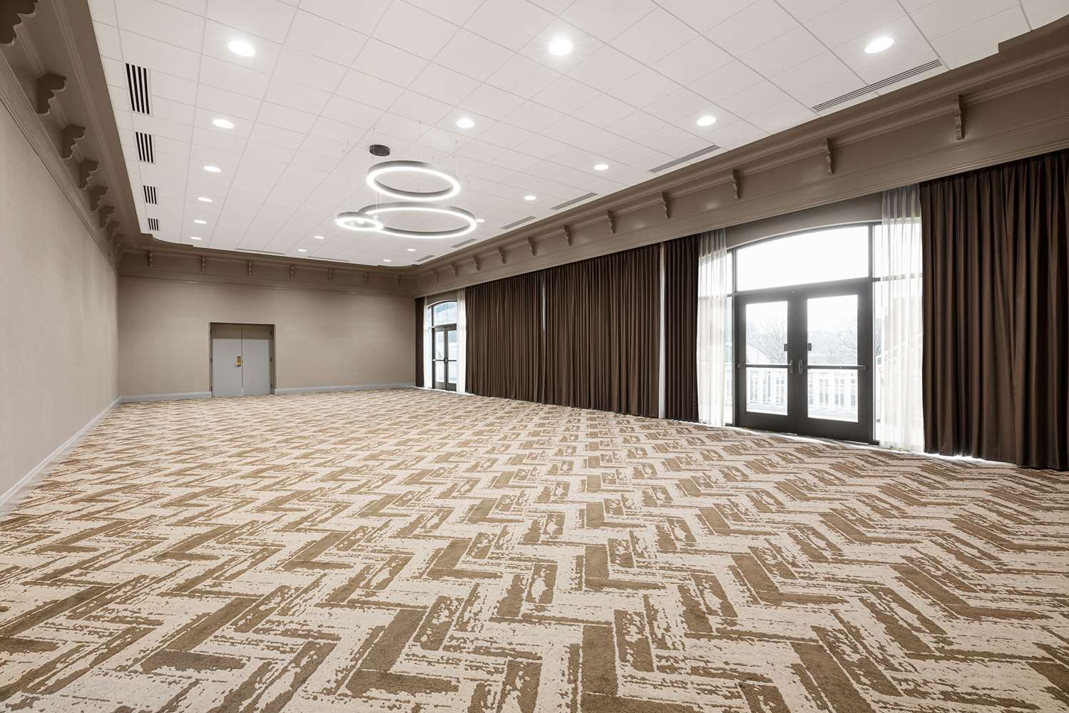 Фото Galt House Hotel Trademark Collection by Wyndham