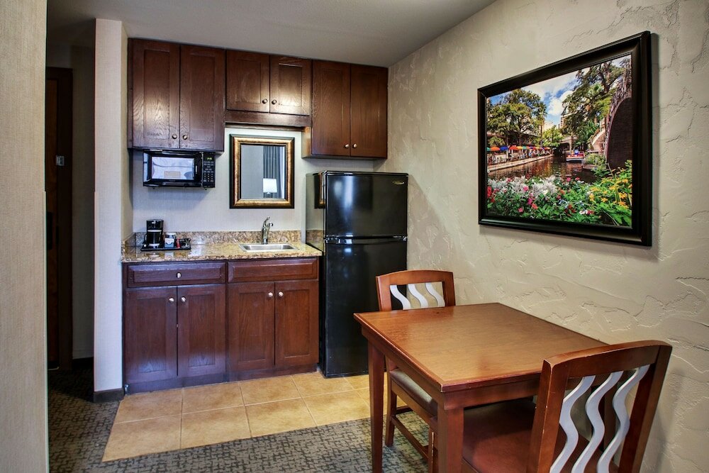 Фото Drury Plaza Hotel San Antonio Riverwalk