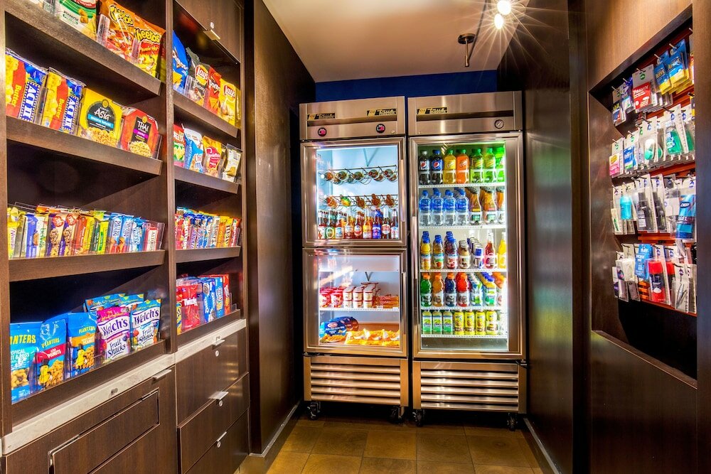 Фото Courtyard by Marriott Hartford Manchester